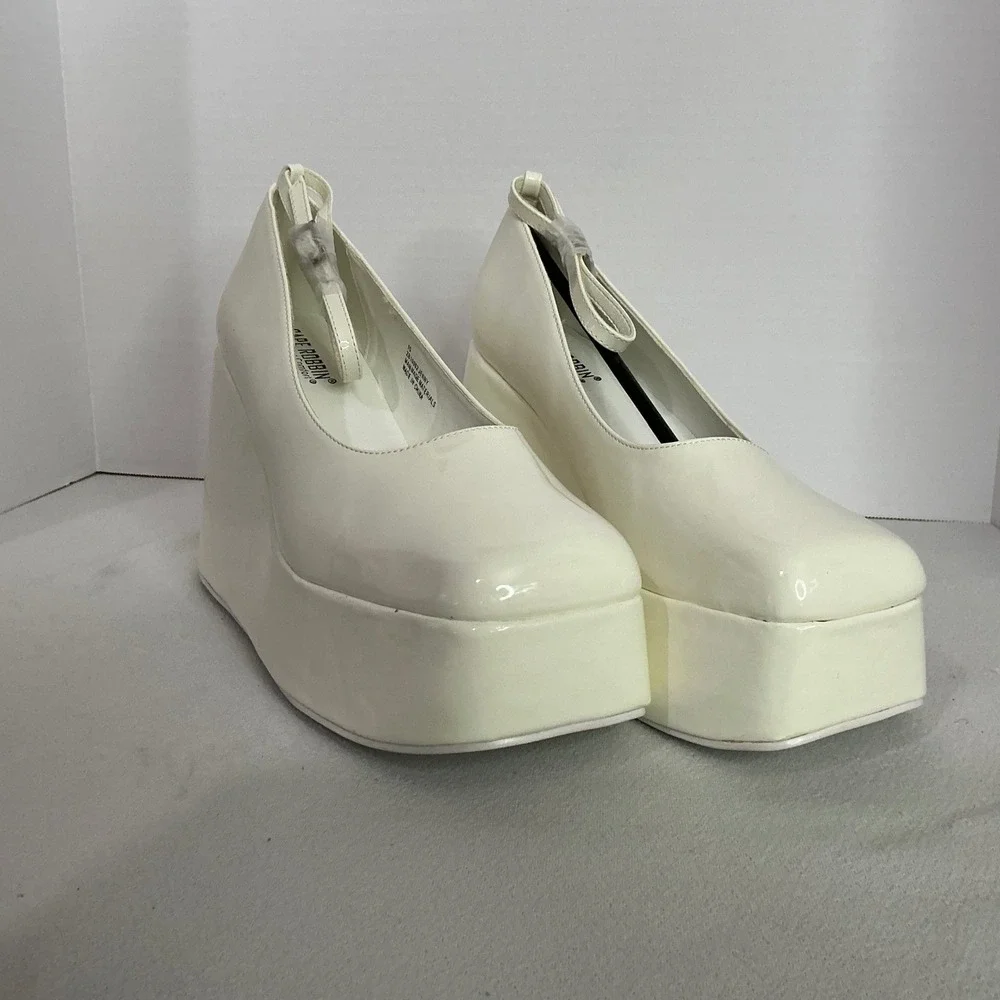 Cape Robbin Jenny Ivory Patent Platform Wedge Pumps Women's 10 Y2K Statement